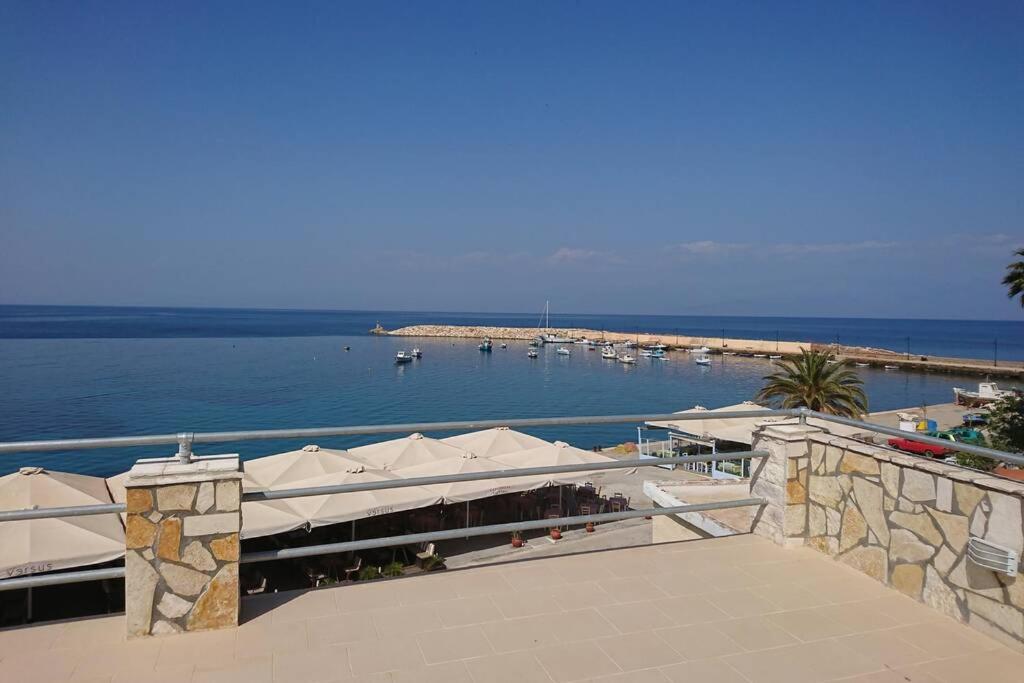 Koroni Mare -Sea View Apartment/Διαμέρισμα Με Θέα Στην Θάλασσα Eksteriør bilde